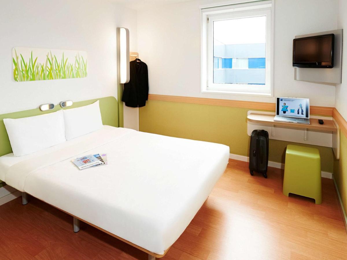 Ibis Budget Pontivy Exterior photo