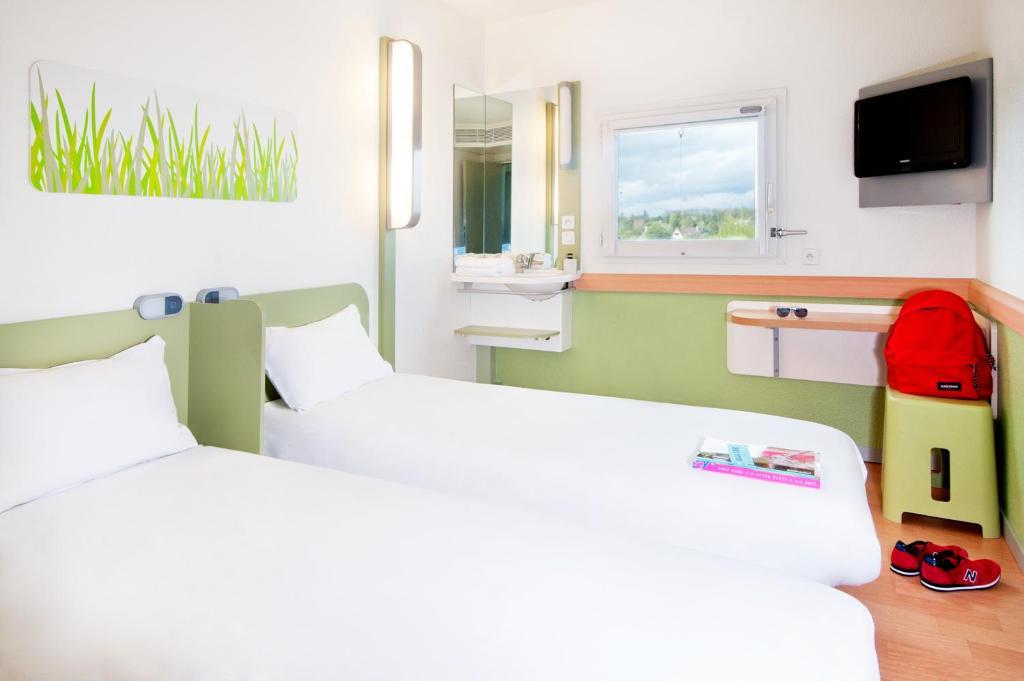 Ibis Budget Pontivy Room photo