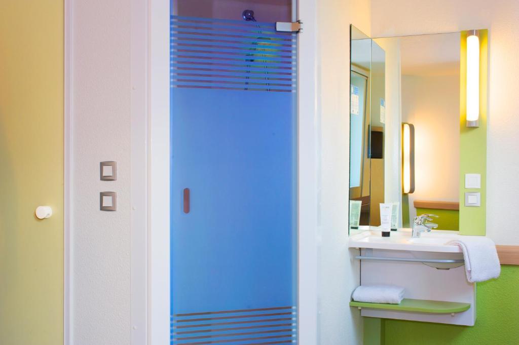 Ibis Budget Pontivy Room photo